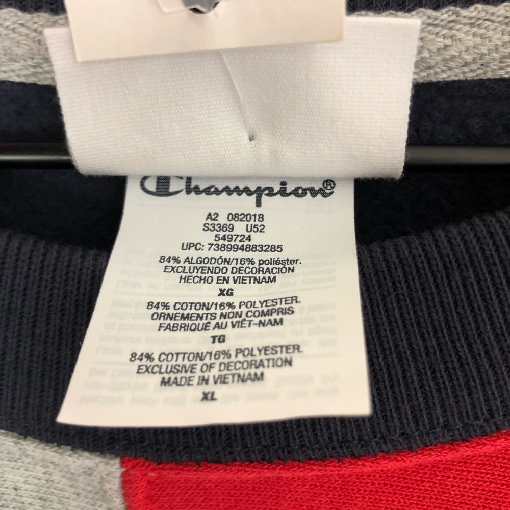 CHAMPION Men Reverse Weave Color Block Sweatshirt - Picture 7 of 7